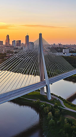 地理位置優(yōu)越，交通便利